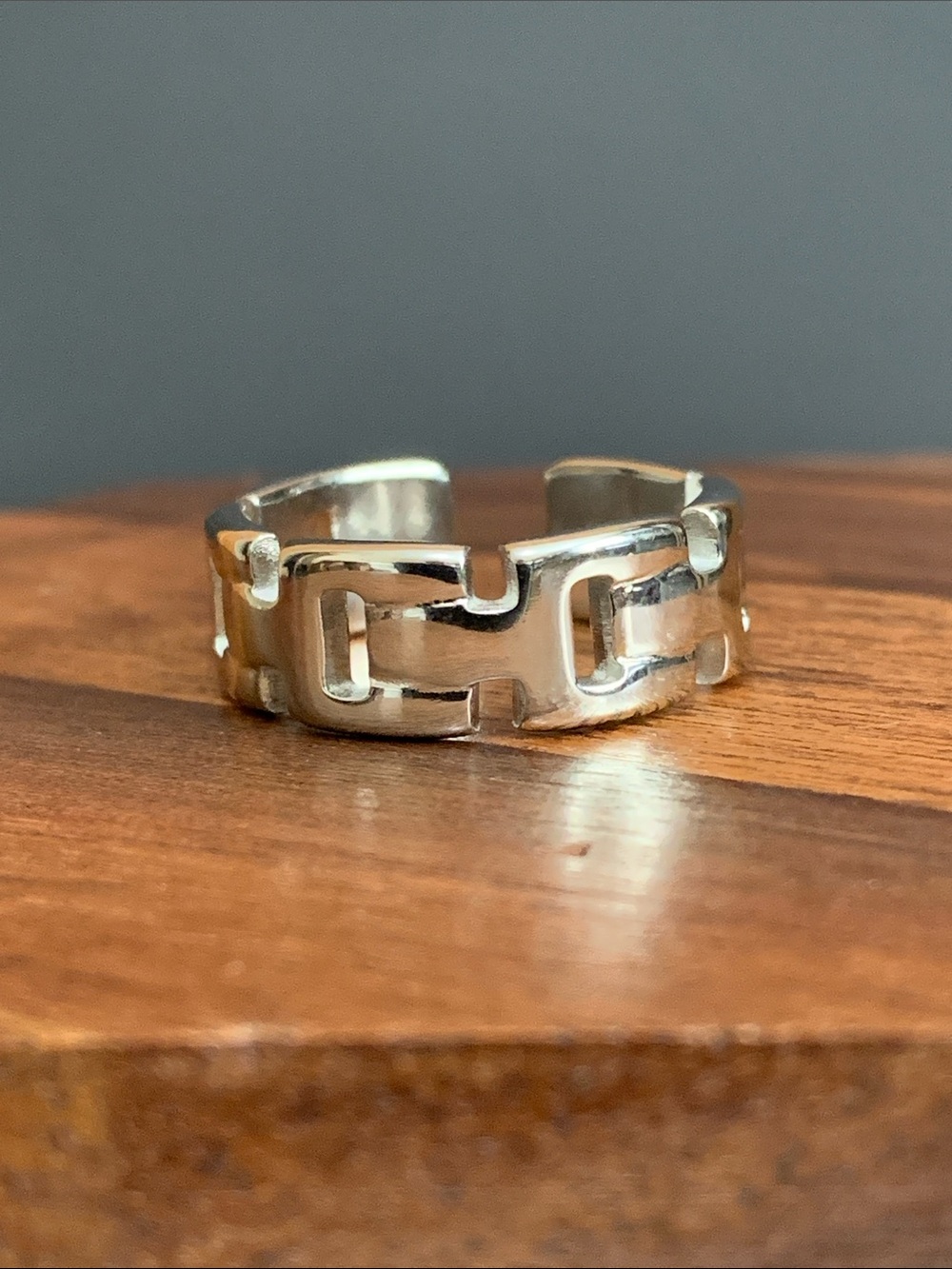 NWT silver tone ring size 7